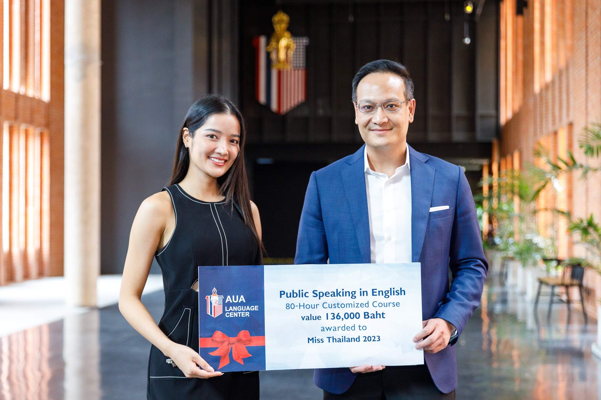 AUA ร่วมสนับสนุน Miss Thailand 2023 มอบทุนเรียนภาษาอังกฤษหลักสูตร Public Speaking in English