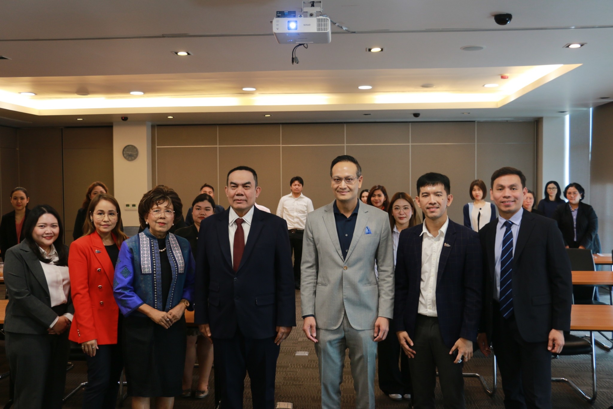 เปิดอบรมรุ่นที่สองของหลักสูตร “Effective English Writing for Lawyers” ซึ่งจัดขึ้นในวันที่ 17–18 พฤษภาคม 2568