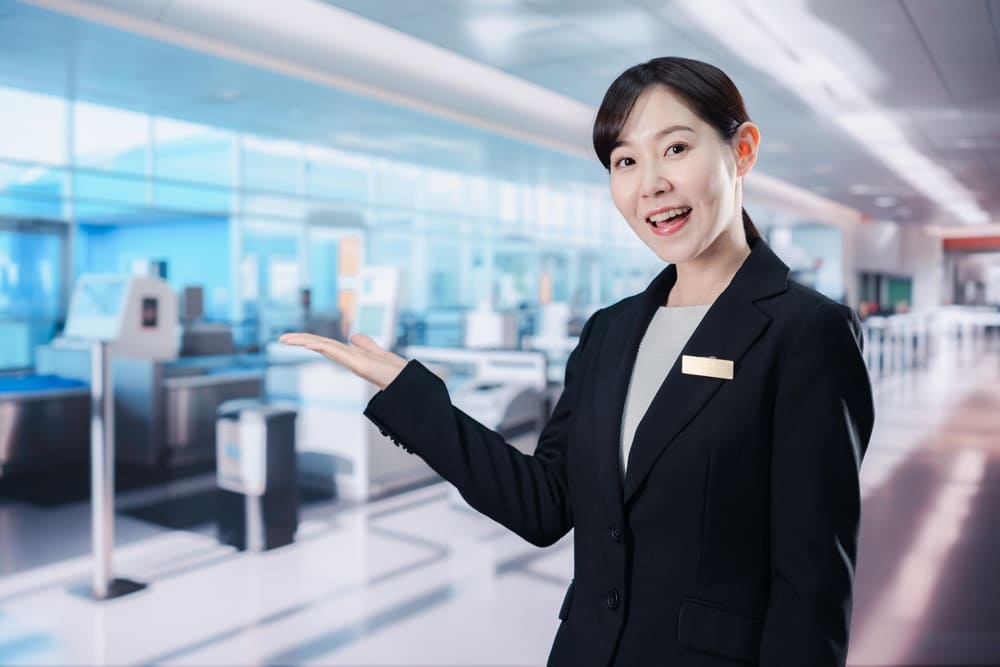 ทำงานในสนามบินมีอะไรบ้าง ? รวม 13 อาชีพในสนามบินที่น่าสนใจ