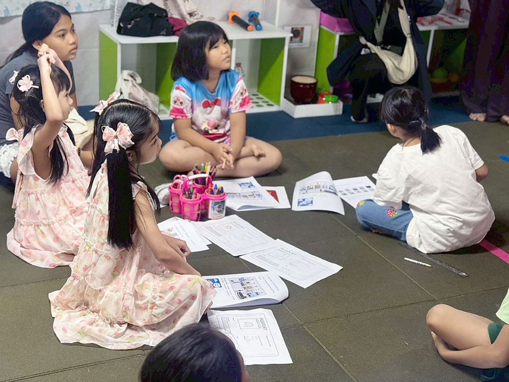 AUA_AOT-CSR_260701_61_FOR_WEB AUA ร่วมออกแบบหลักสูตรภาษาอังกฤษเฉพาะสำหรับโครงการ “AOT Ready for Take Off” ส่งต่อโอกาสการเรียนรู้สู่เด็กไทย
